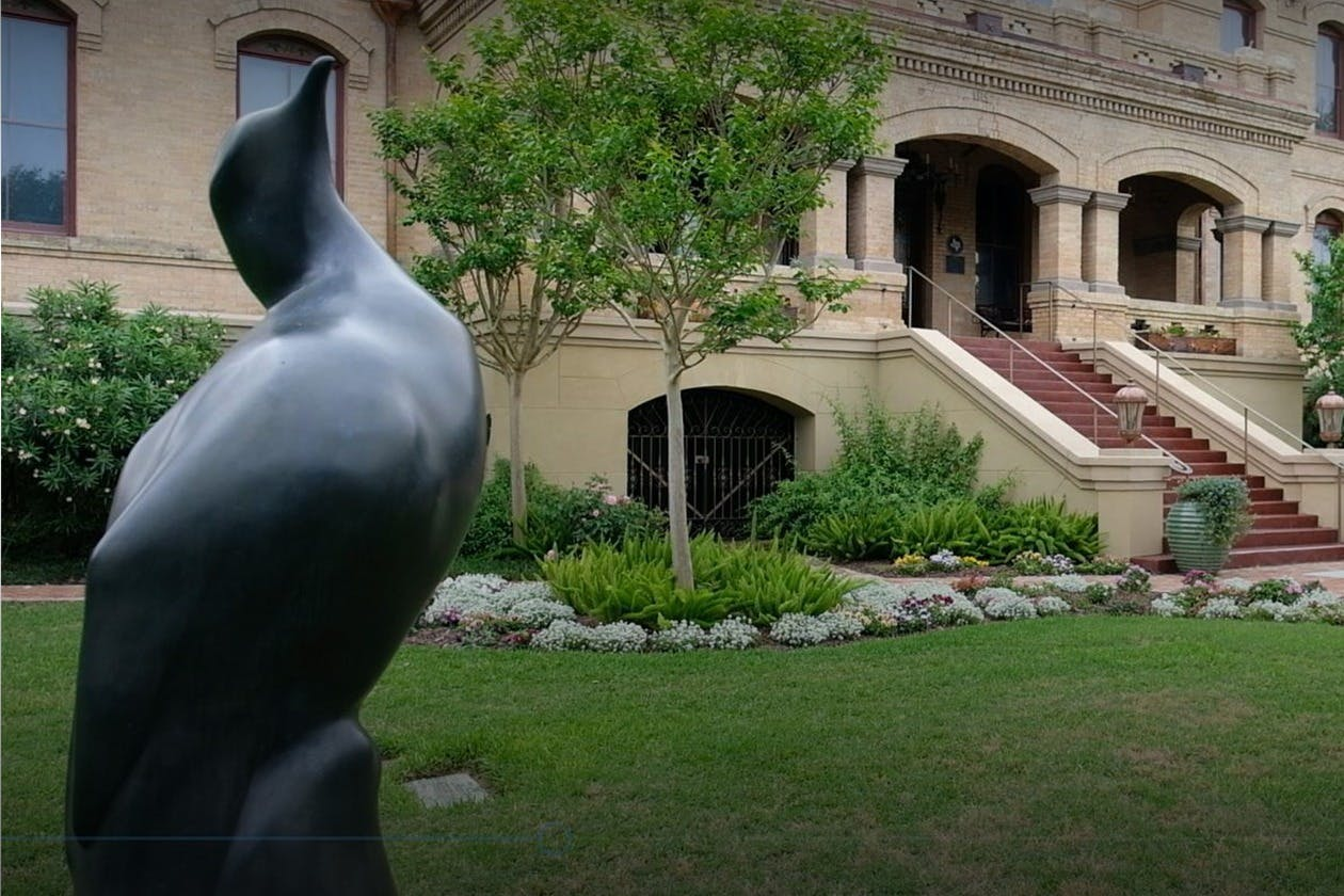 The Bryan Museum: Entry Ticket - Photo 1 of 6